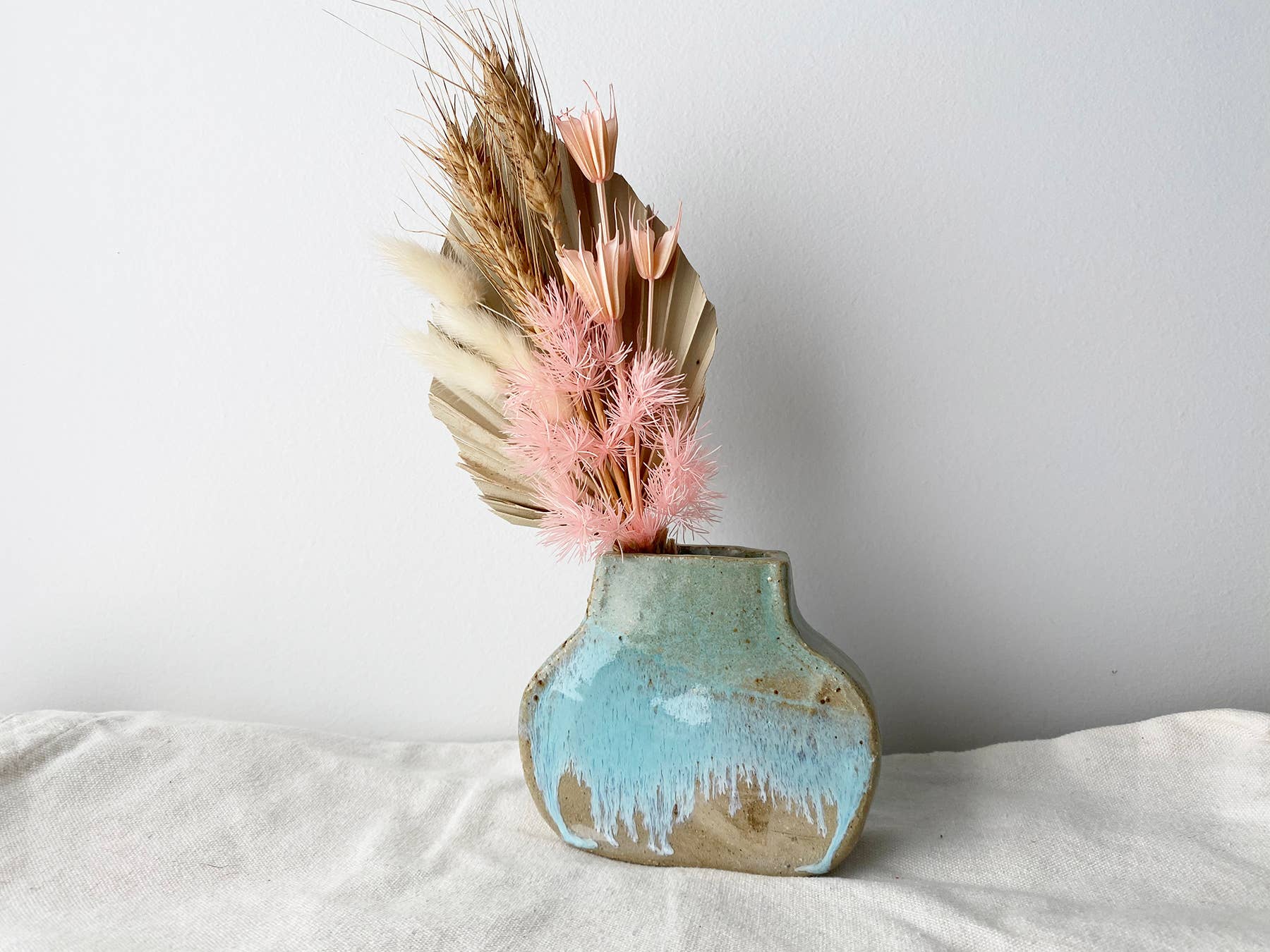 Eli.C Studio – wholesale Vase – Flat Vase - Honeymoon Bay Ceramic3