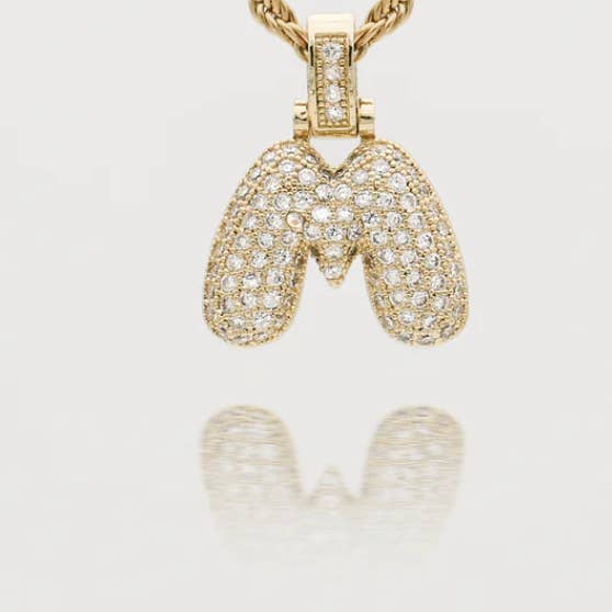 Or jaune Collier en acier avec initiales pavées et lettres à bulles, or 14 carats en vente sur Faire30
