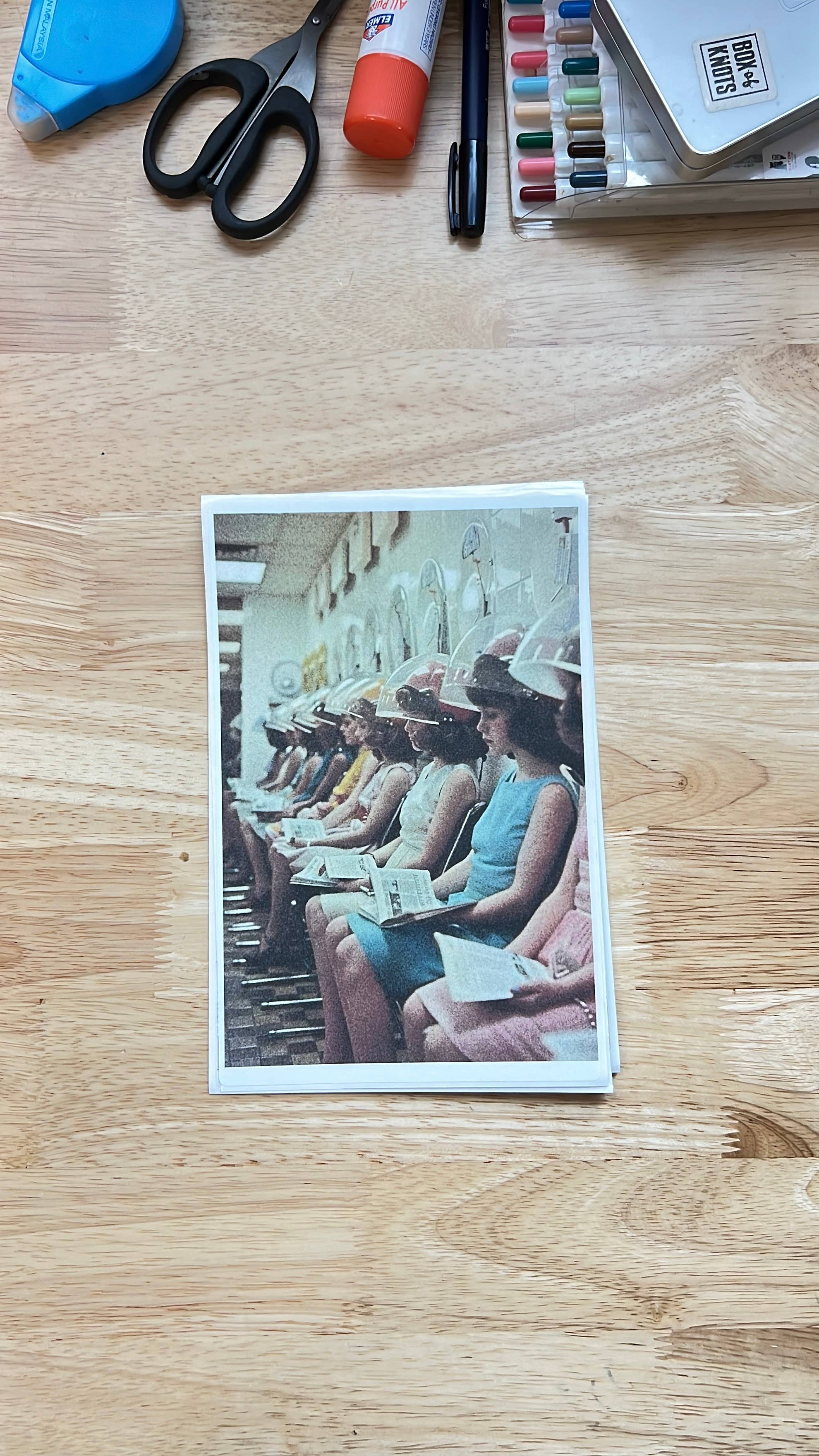 BOX OF KNOTS - Wholesale DIY Craft Kit - THE VINTAGE MAGAZINE COLLECTION | JOURNAL KIT14