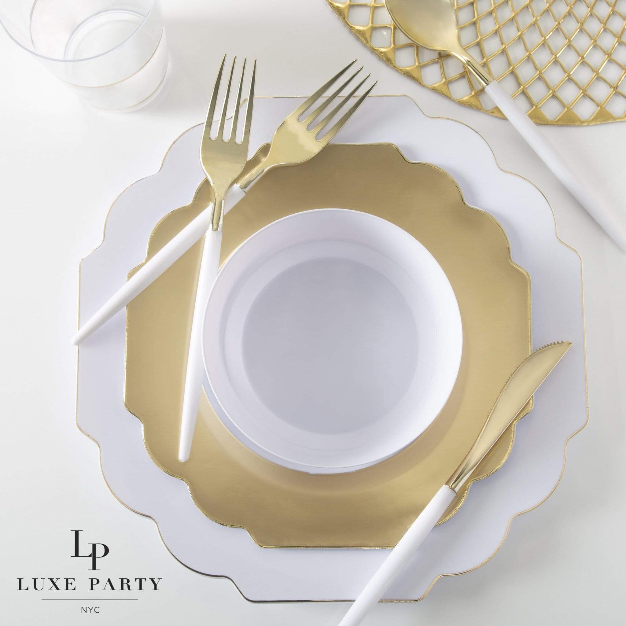 Luxe Party - Vente Bol - 14 onces rondes blanches • Bols en plastique doré | paquet de 102