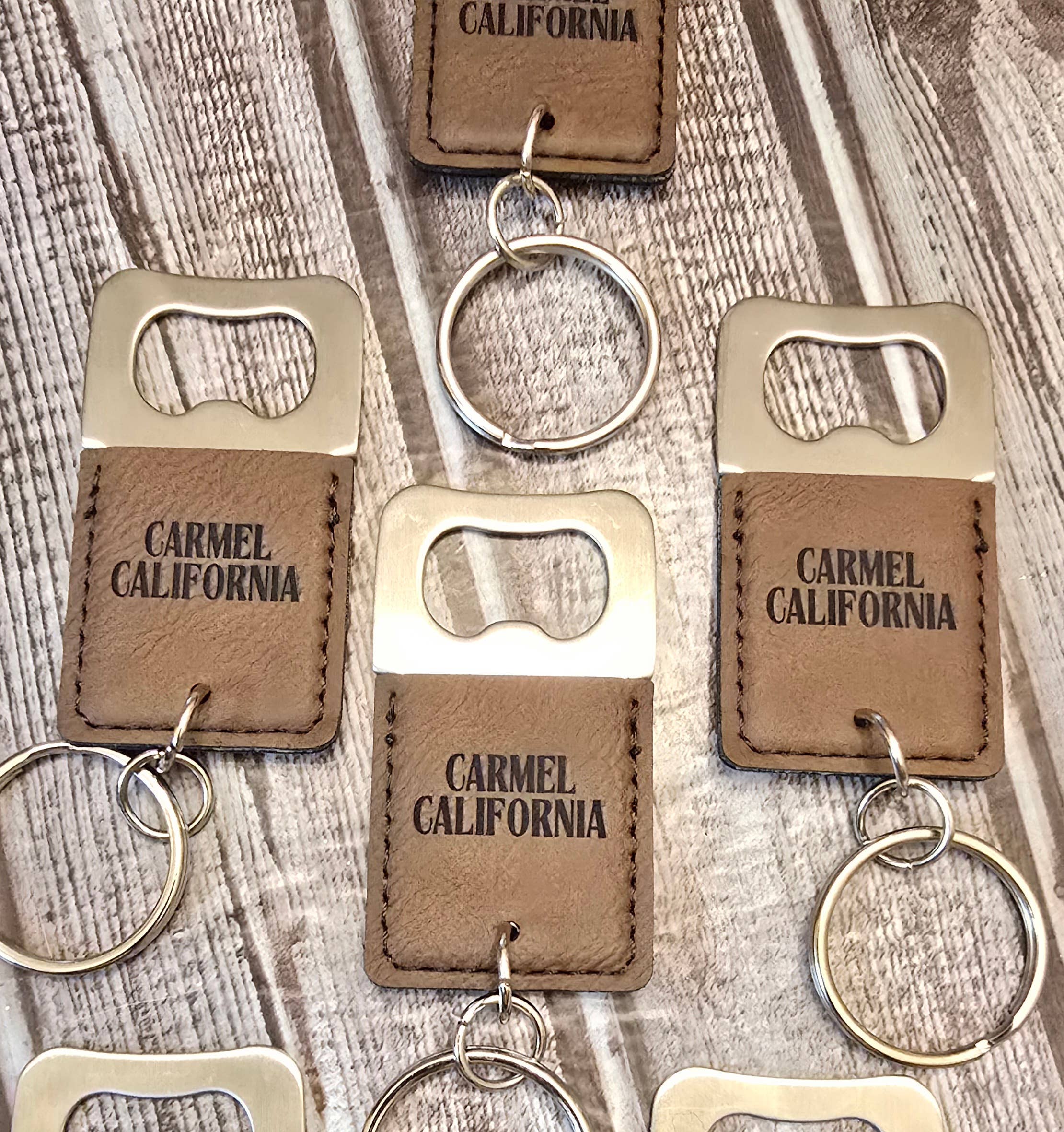 The Rural Home - Wholesale Sleutelhanger - Uniseks - Aangepaste sleutelhanger met flesopener van kunstleer5