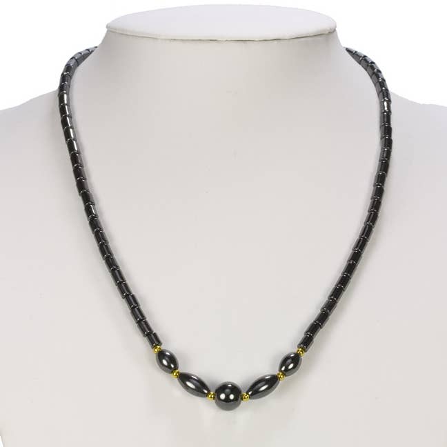 Collier en hématite avec fermoir rotatif pour la vente par EHAWA