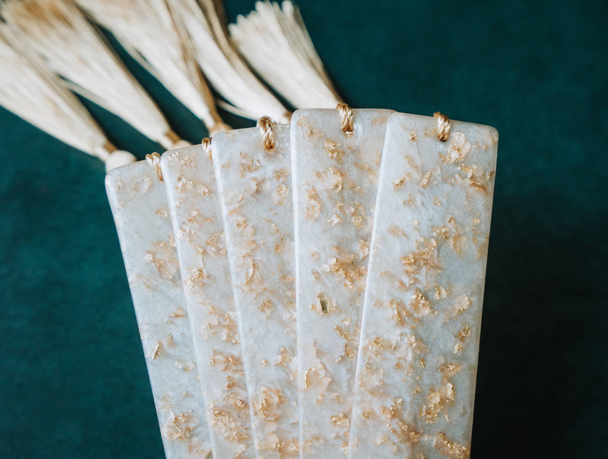 Dège Creative - Wholesale Bookmark - White & Gold Marble Bookmark2