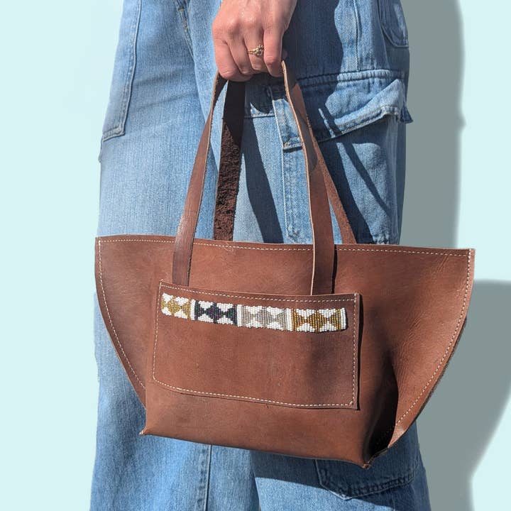 Swahili Coast - Wholesale Tote bag – Women's - Arrows Beaded Vase Tote2