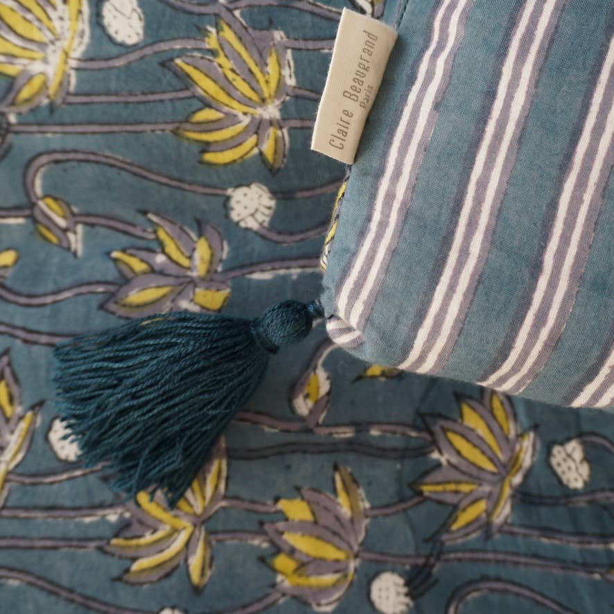 Claire Beaugrand - Wholesale Quilt - “Flowers stripes” quilt2