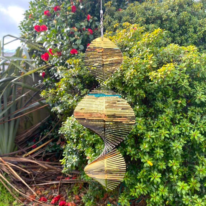 Beauty and the Wind – wholesale Wind spinner – Helix Wind Spinner - White Gold9