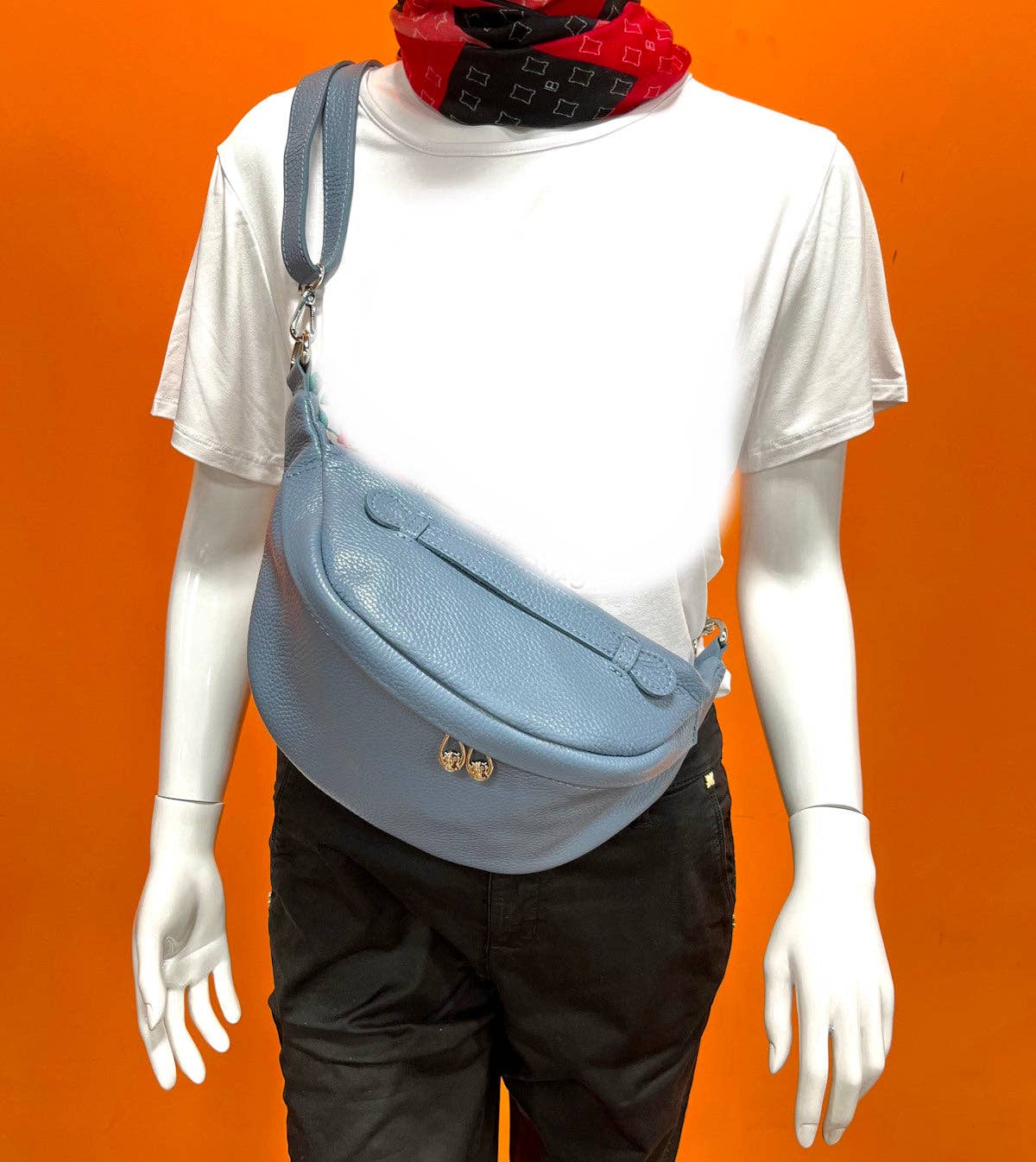 Suie Valentini srl - Wholesale Crossbody Bag - Women's - Genuine leather fanny pack, Made in Italy, art. 11242618