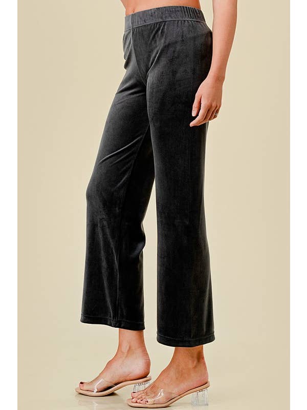 MIO WHOLESALE - Wholesale Pants - Women's - VW001 PLUS PLUS SIZE VELOUR PANTS3