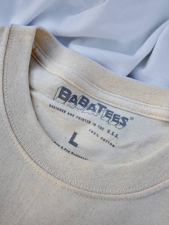 BabaTees - Wholesale T-Shirt (Graphic) - Unisex - Chihuahua Natural Tshirt for Men & Women 80s Painting2