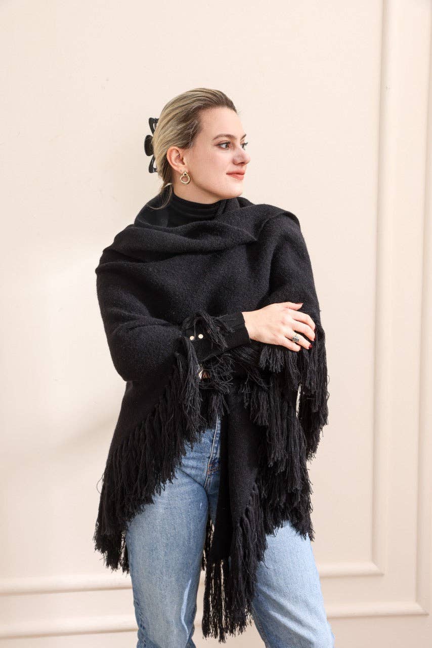 Emilie collection - Wholesale Poncho - Women's - Poncho black6