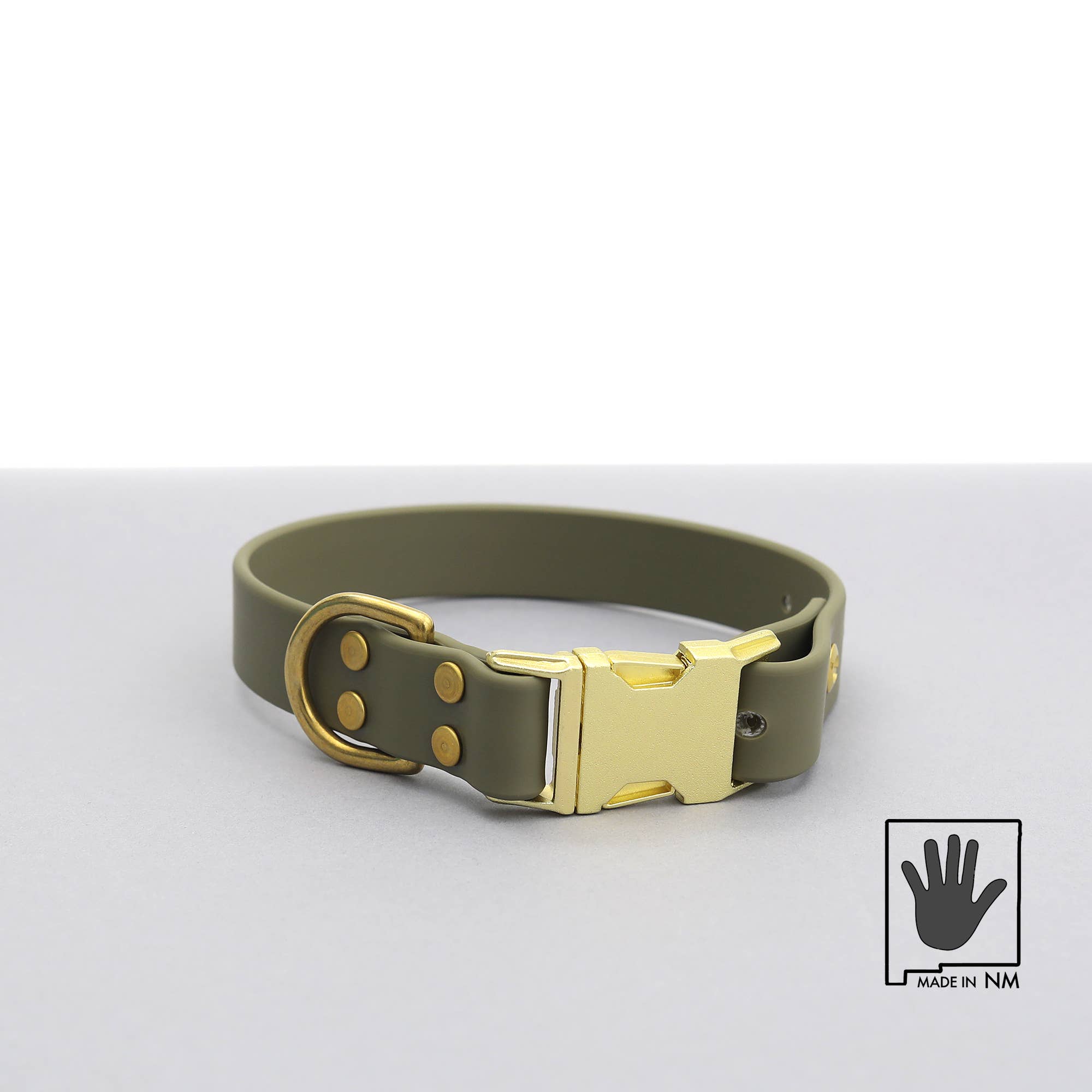 Mimi Green - Wholesale Pet Collar - Dog - Waterproof Leather Alt Dog Collar Greens SR1
