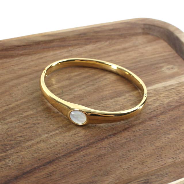 B25215 Oval Shell Pearl Hinged Bangle Bracelet for wholesale by Pretty Persuasions