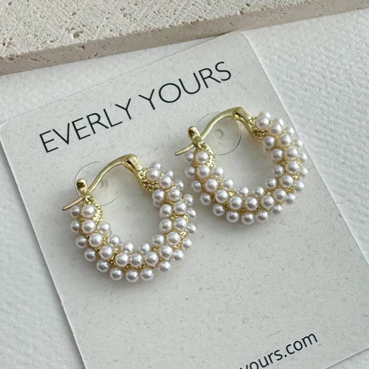 Everly Yours - Wholesale Hoop Earrings - Aurelia 14K Gold Pearl Hoops3