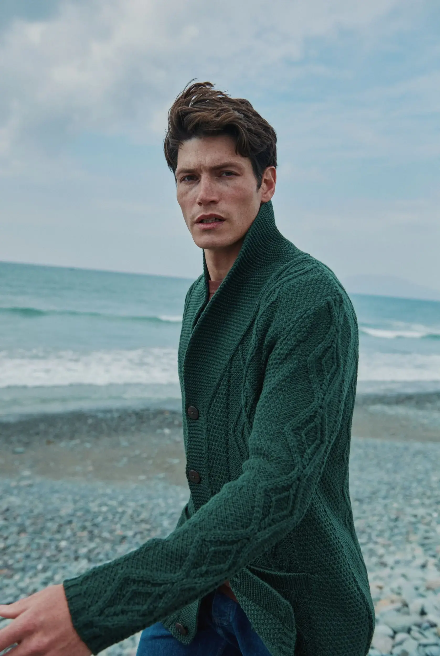 Aran Woollen Mills - Wholesale Cardigan - Men's - Killary Fjord Aran Cardigan - Forest Green4