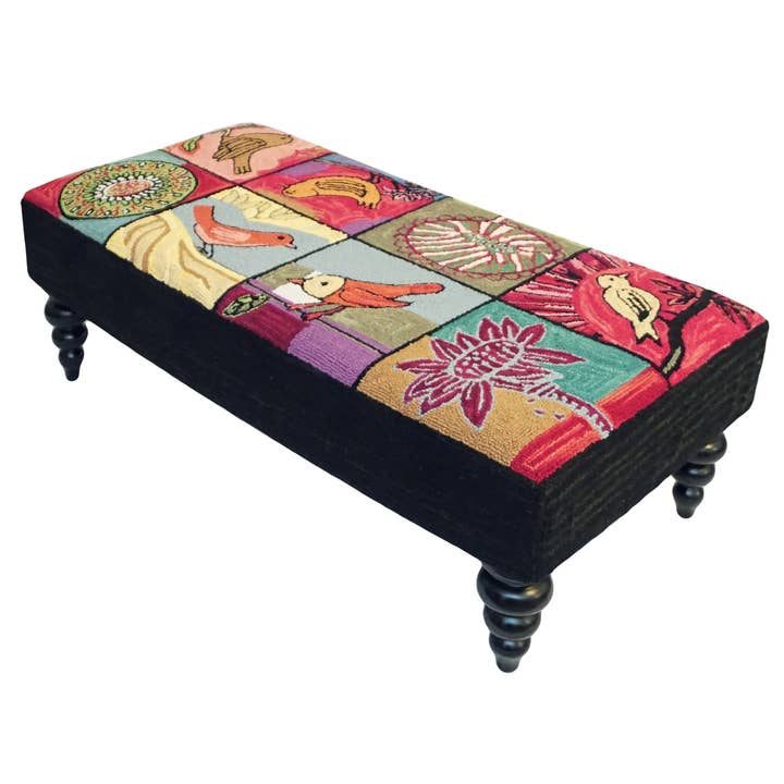 Bloomer & Birds Bænk - Håndhæklet Uld for engroshandel hos Michaelian Home/India Overseas Traders, Inc.