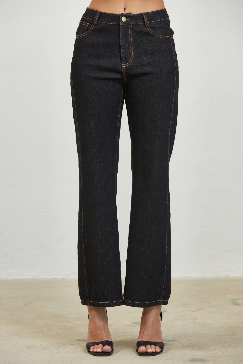 DENIM NOIR Pantalon droit en denim extensible en vente sur Faire0