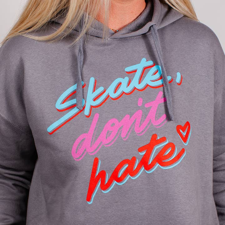 "Skate Don't Hate" Crop Hættetrøje - Storm for engroshandel hos Funbuild MFG