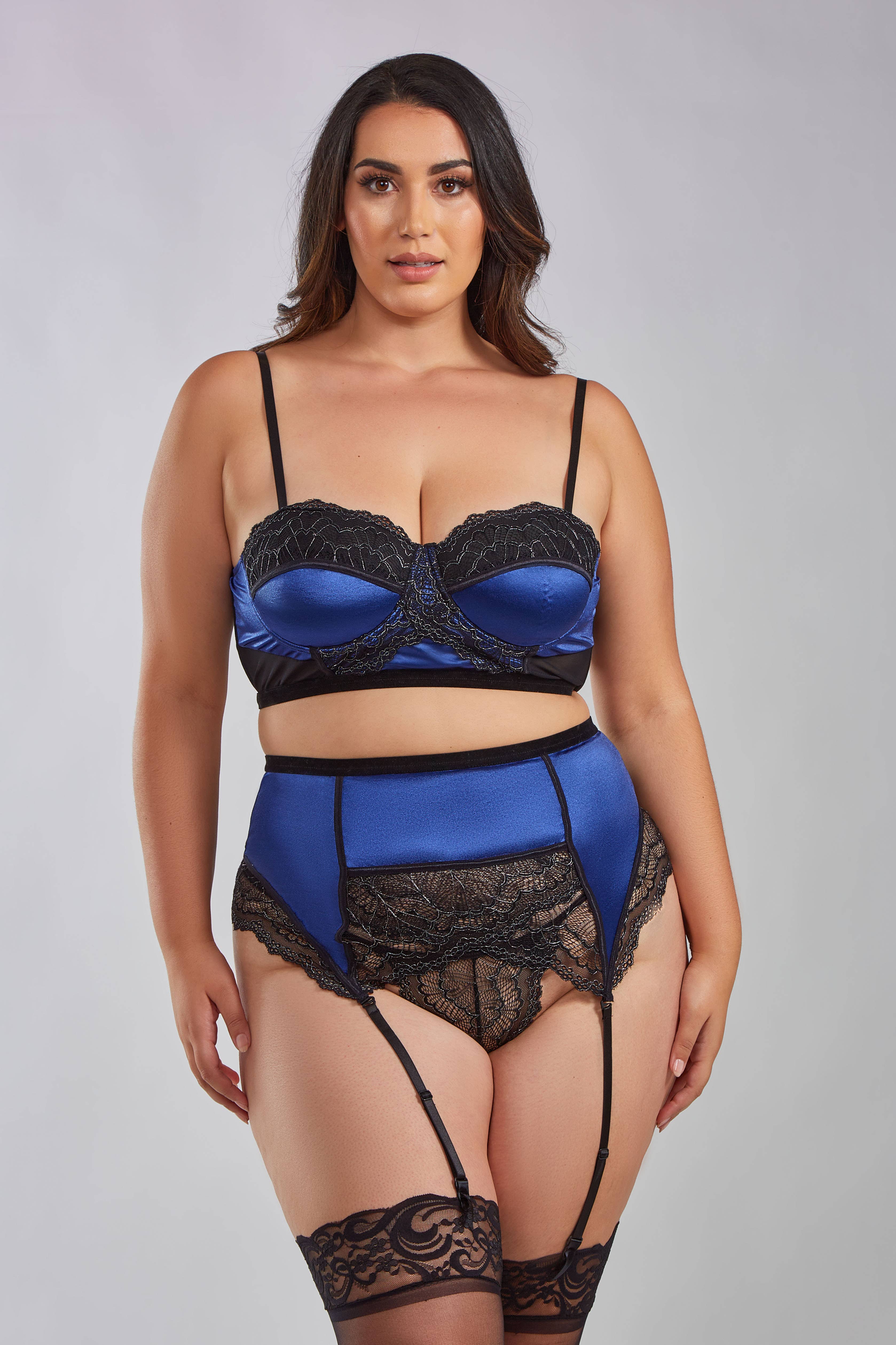 iCollection – wholesale Lingerie Set – women's – Best Seller-Provence Plus Size Lace-Micro 3pcs Bra Set4