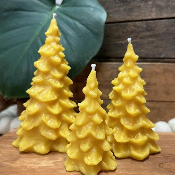 The Ramblin' Bee - Wholesale Novelty Candle - Beeswax Tree Candle