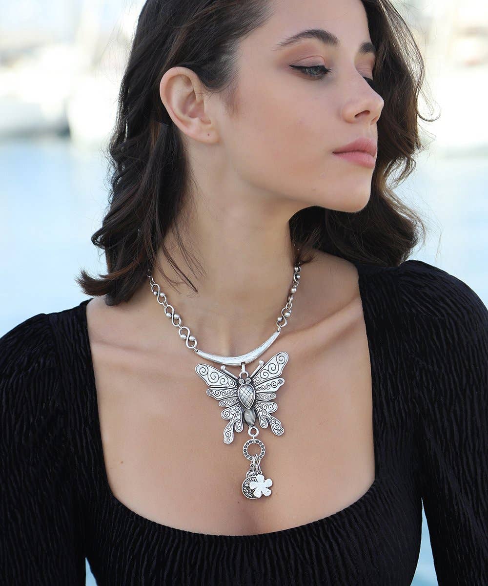 AVENS - Wholesale Pendant/Charm Necklace - Silver Plated Bohemian Butterfly Design Necklace