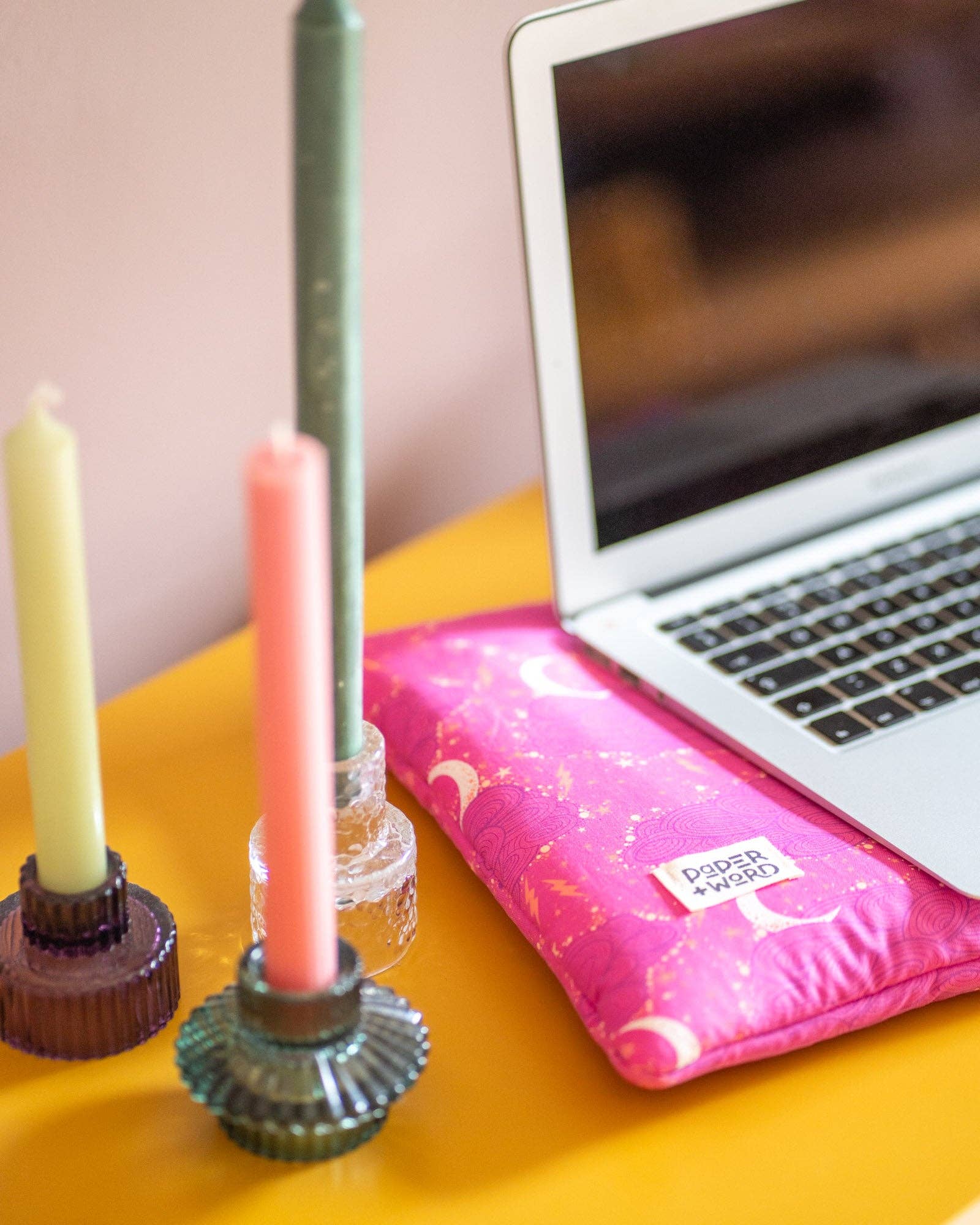 Paper and Word - Wholesale Laptop/Tablet Case - Women's - Selene | Tech Sleeves2