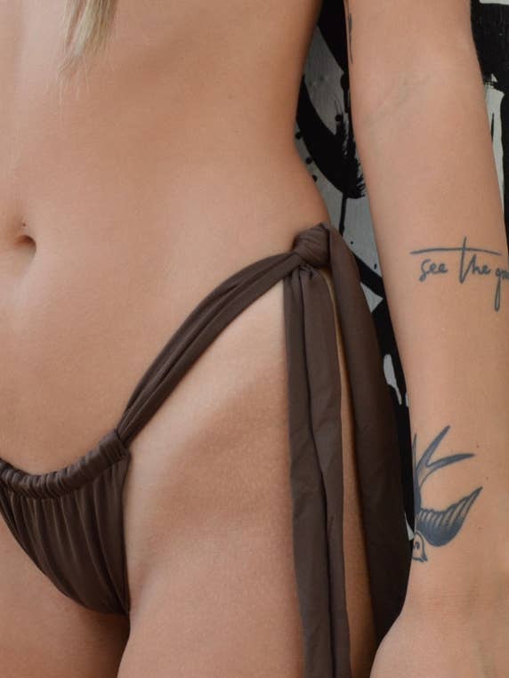 Hon är ingen ängel botten för wholesale av Arcane Swim