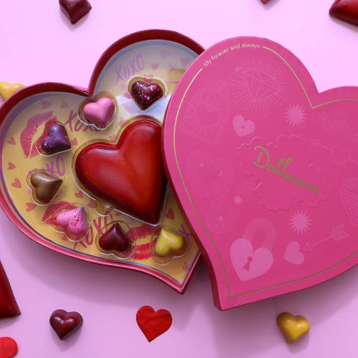 CLASSIC Valentine's Day Heart Gift Box for wholesale by Dallmann Confections Inc