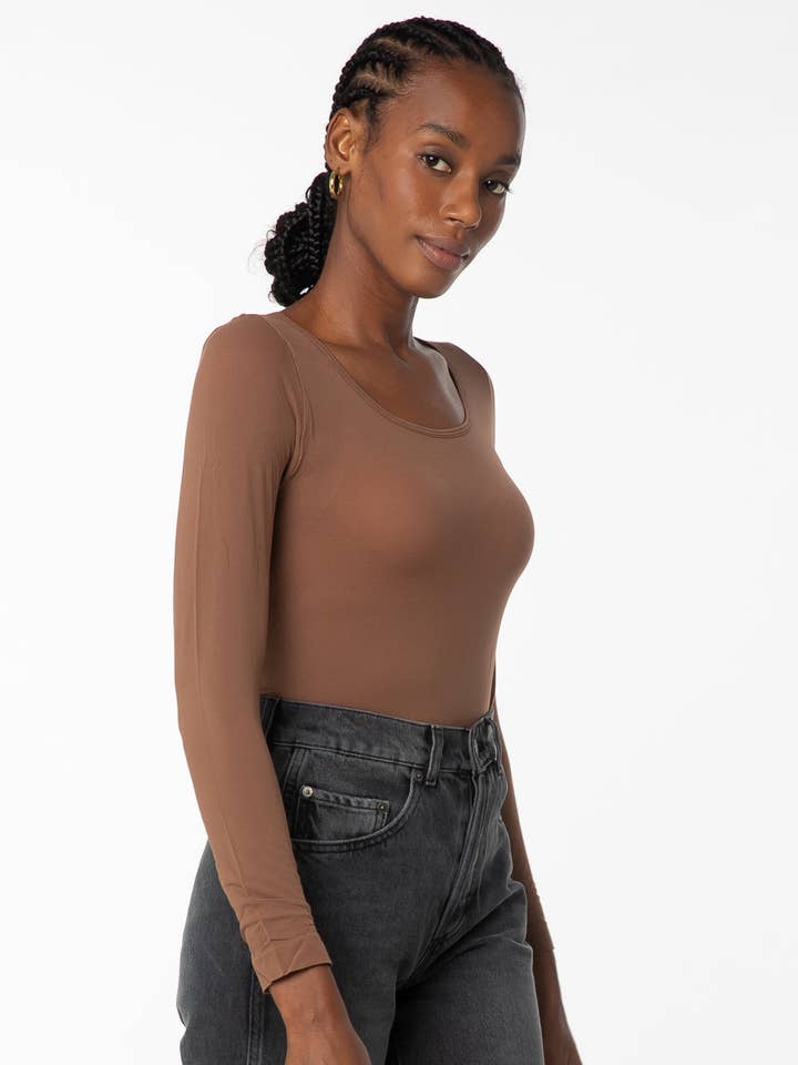 AMB Designs – wholesale Knit top – Women's – Solid Scoop Neck Second Skin Top6