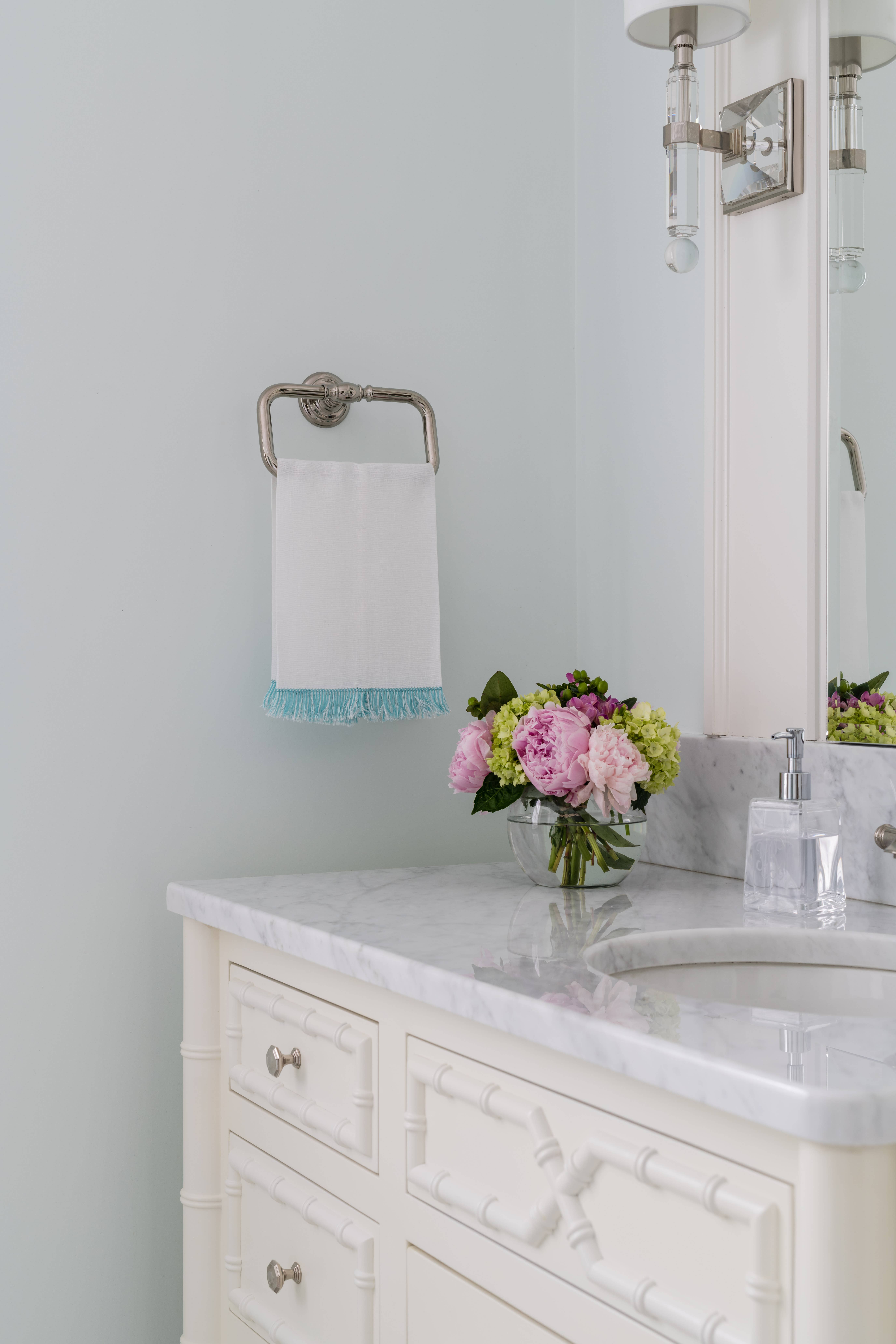 Garden Folly Fine Linens - Wholesale Hand Towel - Fringe Benefits Linen Guest Towel2