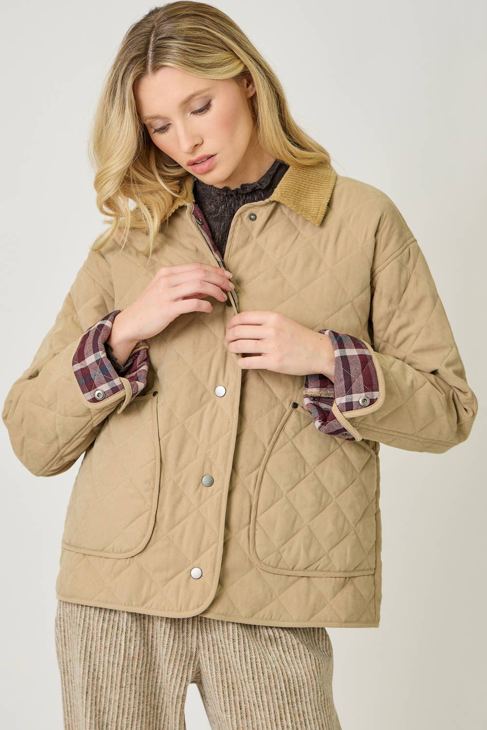 Mystree - Venta al por mayor Chaqueta - Mujer - Chaqueta acolchada en contraste 601889