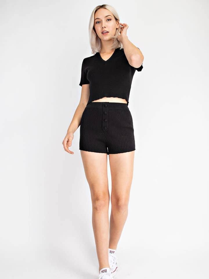 TP1145 HIGH WAIST SHORT BUTTON FRONT for wholesale by Edit by Nine