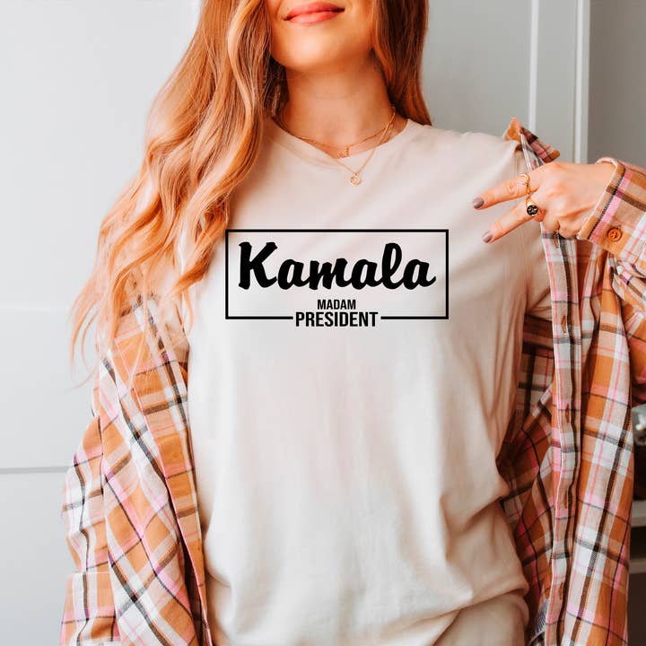 Eleven Fashion – T-shirt estampada - Mulher por atacado – Camisa Kamala Madam President