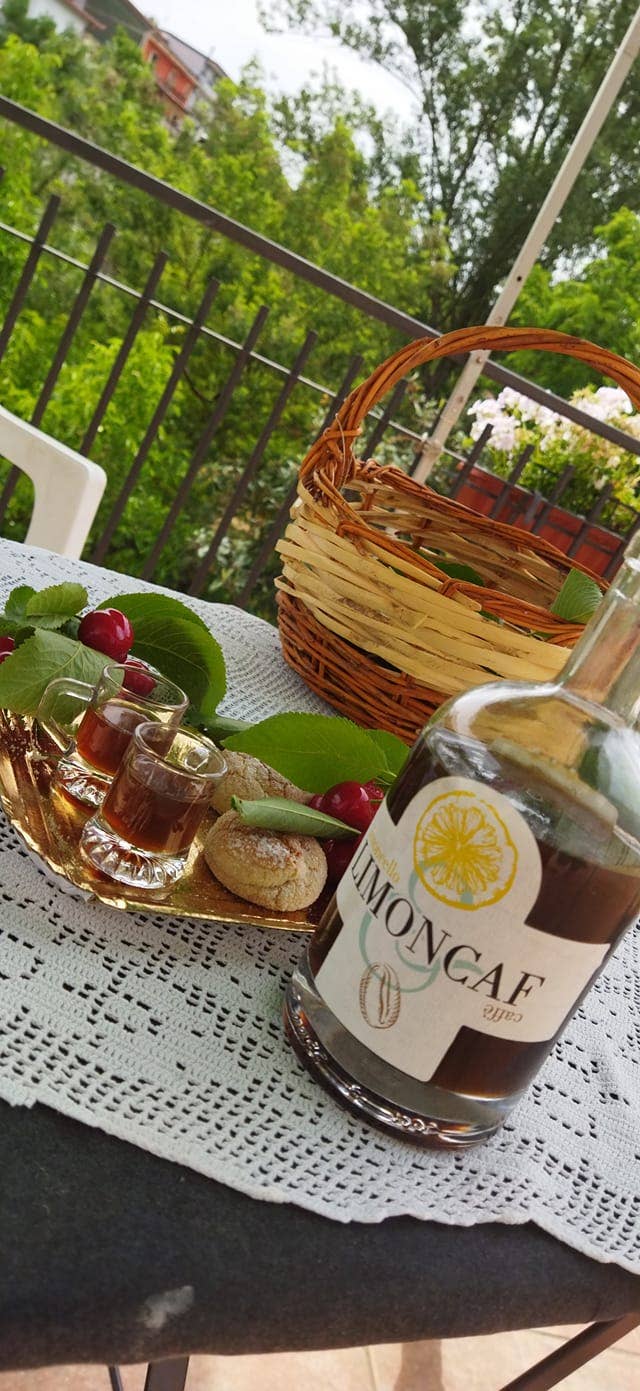 Mellis di Foti Enrico - Vendita all'ingrosso Liquore - Limoncaf Limoncello e caffè liquore, 100% made in Italy2