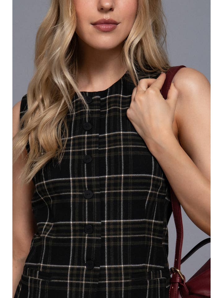 Active Basic | Active USA - Wholesale Suit Vest - Women's - Round Neck Button Down Check Woven Vest4