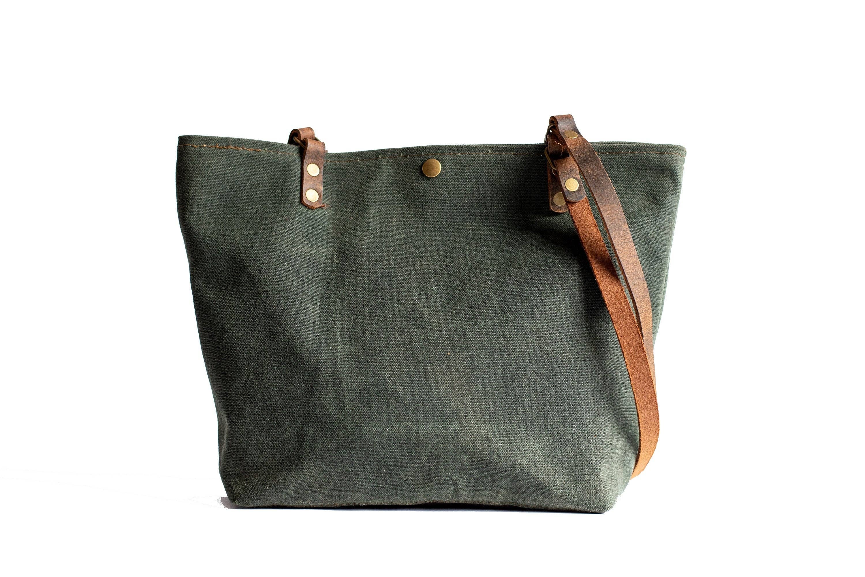 In Blue Handmade - Wholesale Draagtas - Dames - Grote handgemaakte rugzak van gewassen canvas | The Minimalist11