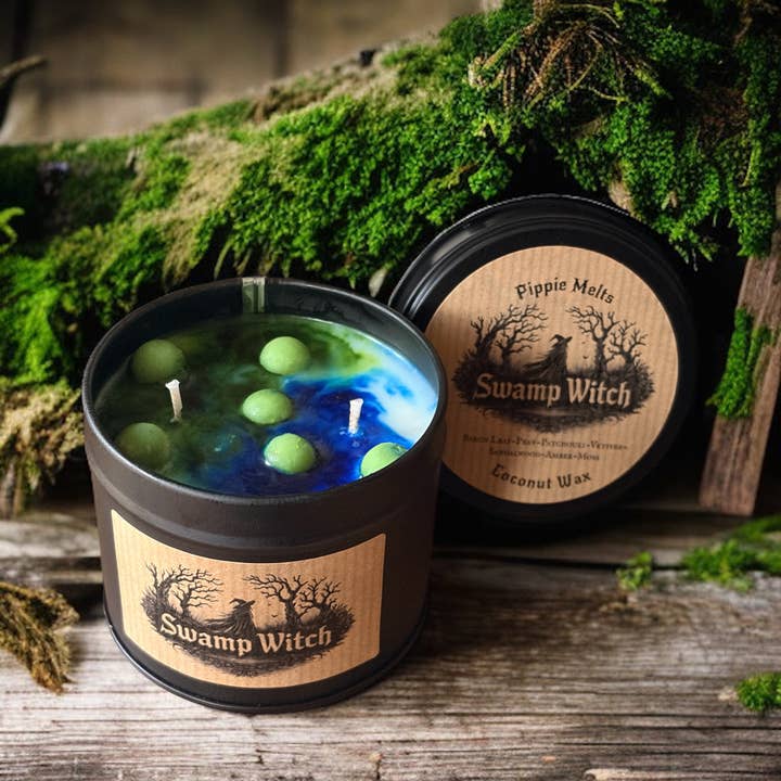 Swamp Witch Bubbling Cauldron Double Wick Candle for wholesale by Pippie Melts
