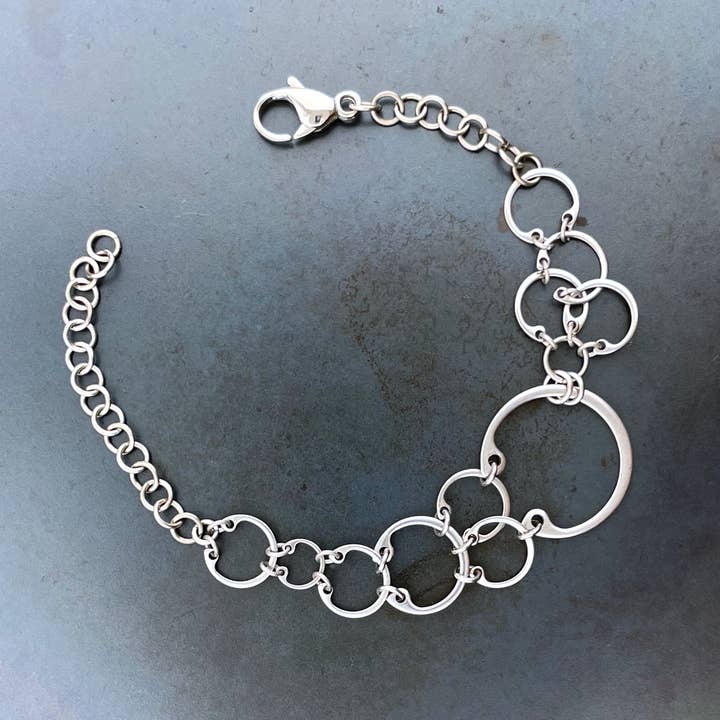 Bracelet circulaire pour la vente par Wraptillion