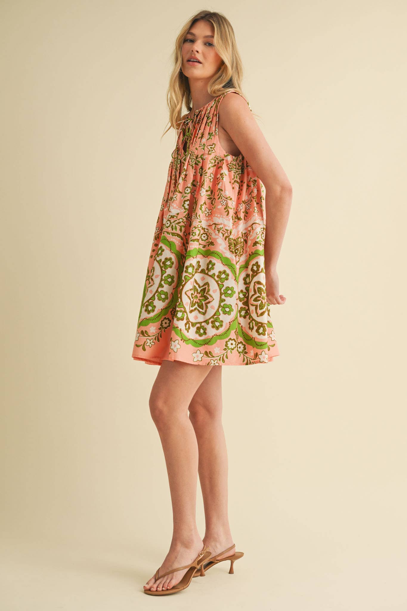 &MERCI - Wholesale Dress - Women's - EXCLUSIVE PRINT MINI DRESS WITH PLEATING MDR408612