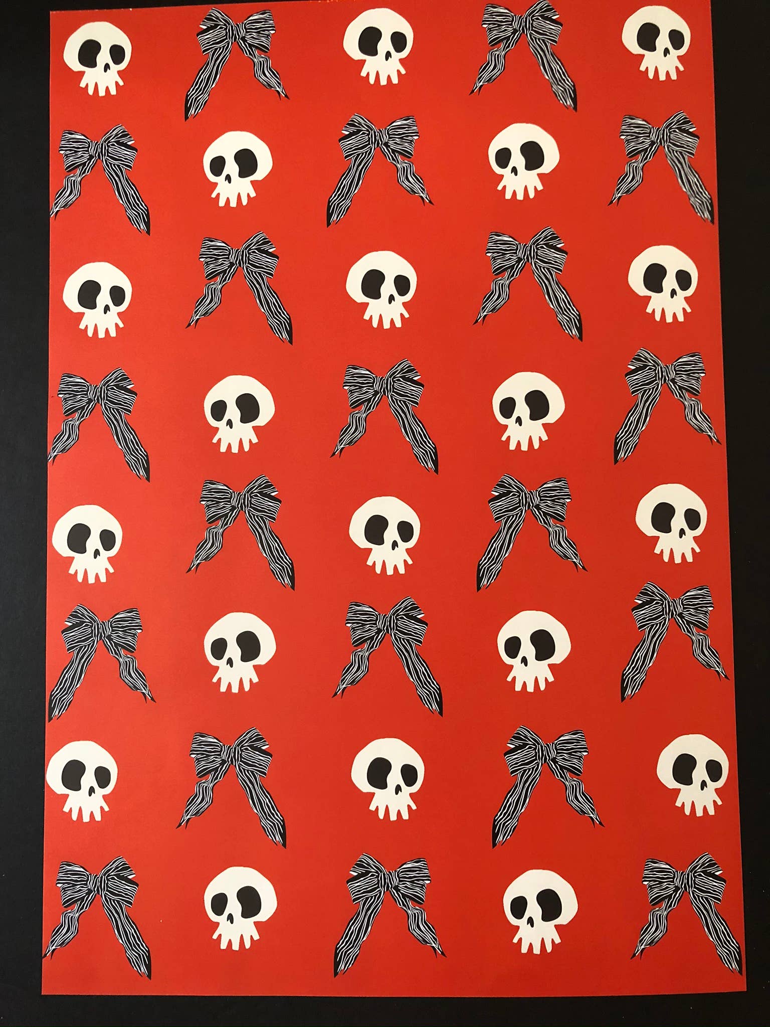 Skelly Paper Co. - Wholesale Flat Wrap - Skull & Bows Wrapping Paper3
