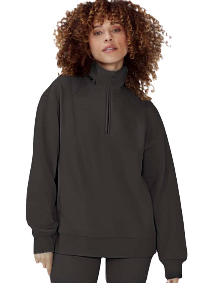 Good Stuff Apparel - Wholesale Sweatshirt - Women's - Women's Long Sleeve Half Zip Sweatshirt Fleece Oversized Pullover Sweater3