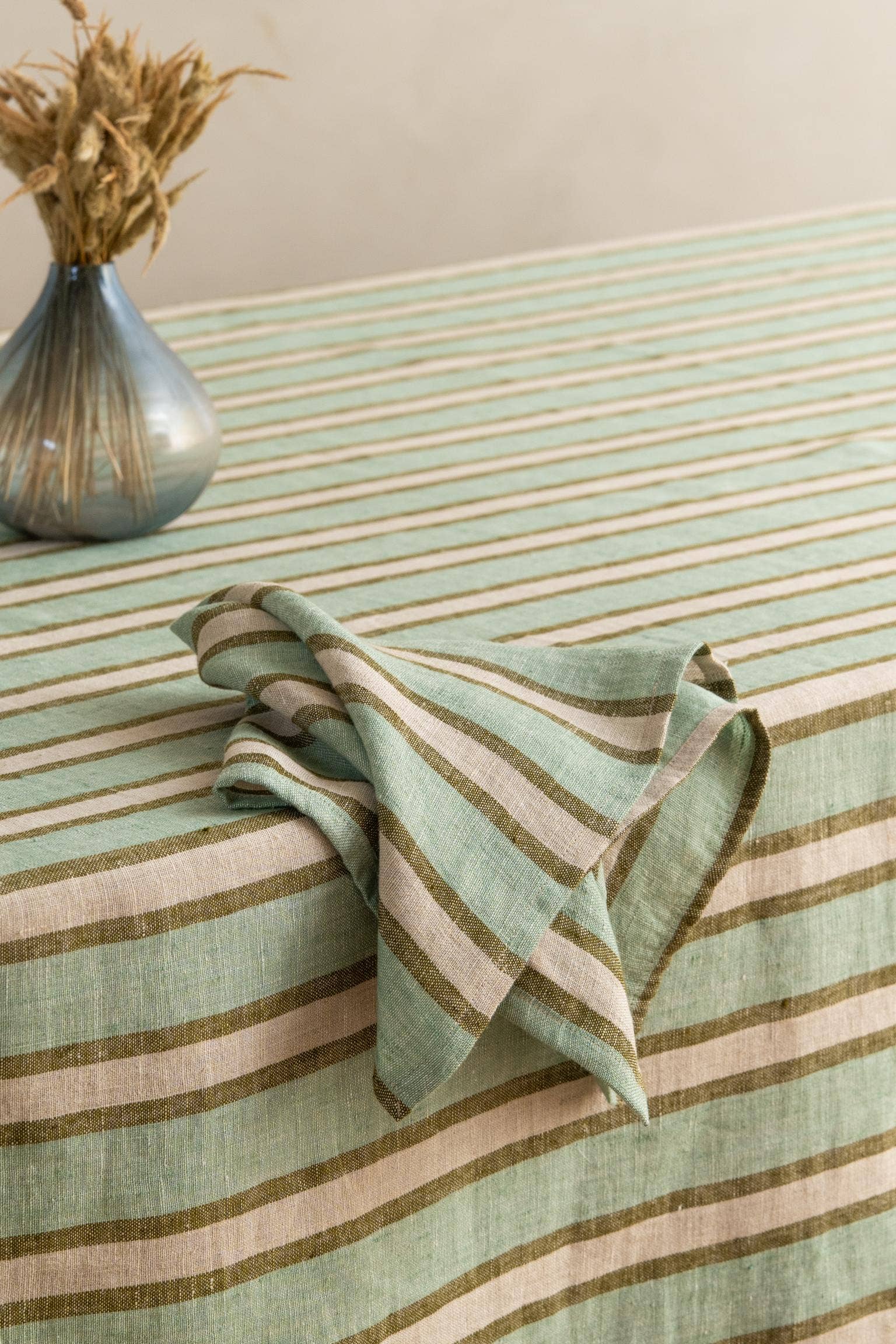 Live Linen - Vendita all'ingrosso Tovaglioli da tavola in stoffa - Tovagliolo di Lino Sylph – Strisce Tinte in Filo Fatto a Mano5