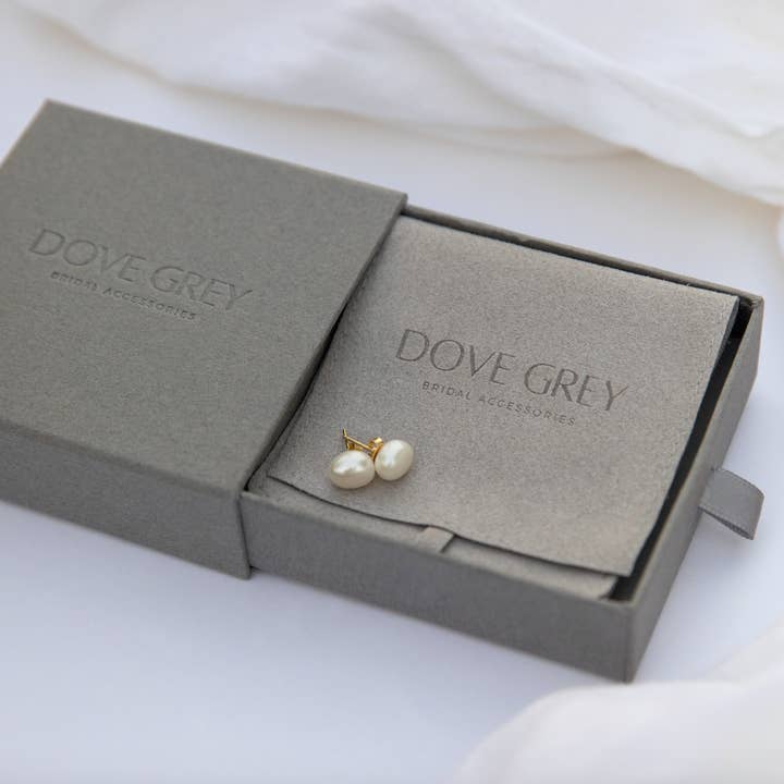Dove Grey Accessories - Wholesale Stud/post earrings - ANAIS PEARL STUDS1