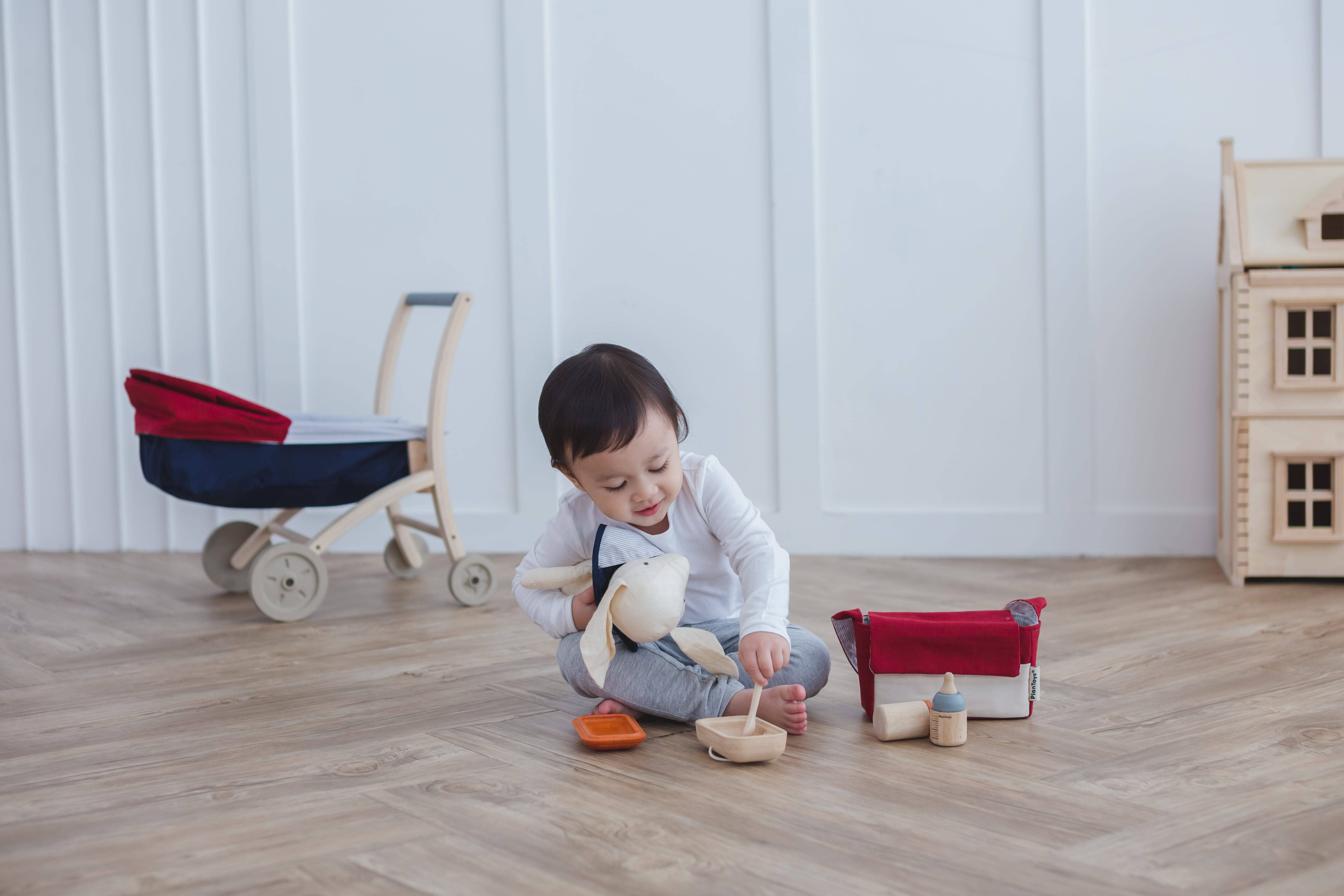 PlanToys - Wholesale Doll Accessory Kit - Kids - Doll Feeding3