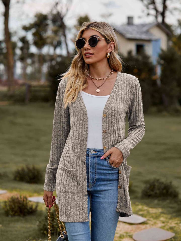 Gerippter Cardigan mit Knopfleiste und Taschen für den Großhandel von ClassiQ