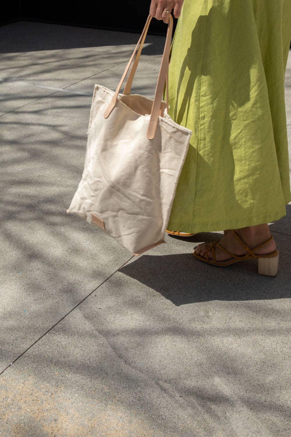 Hana Canvas Tote Natural for wholesale on Faire2