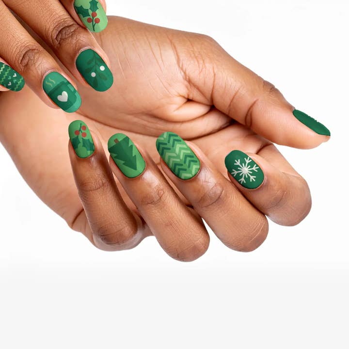 FYNE BODY - Wholesale Press-On/Fake Nails - Evergreen Dazzle Enchantment Press-On Nails69