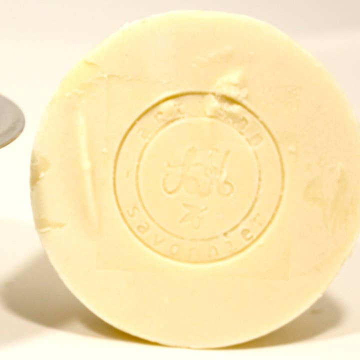 Camelina Oil Shaving Soap with Vetiver Fragrance for wholesale by Entre Olive et Lin