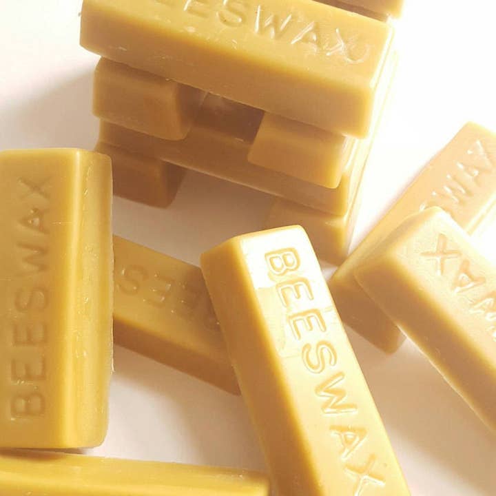 Five Bees Yard - Wholesale Lip Balm - Pure Raw Beeswax | Cosmetic Beeswax | Food Grade | Lip Balm1