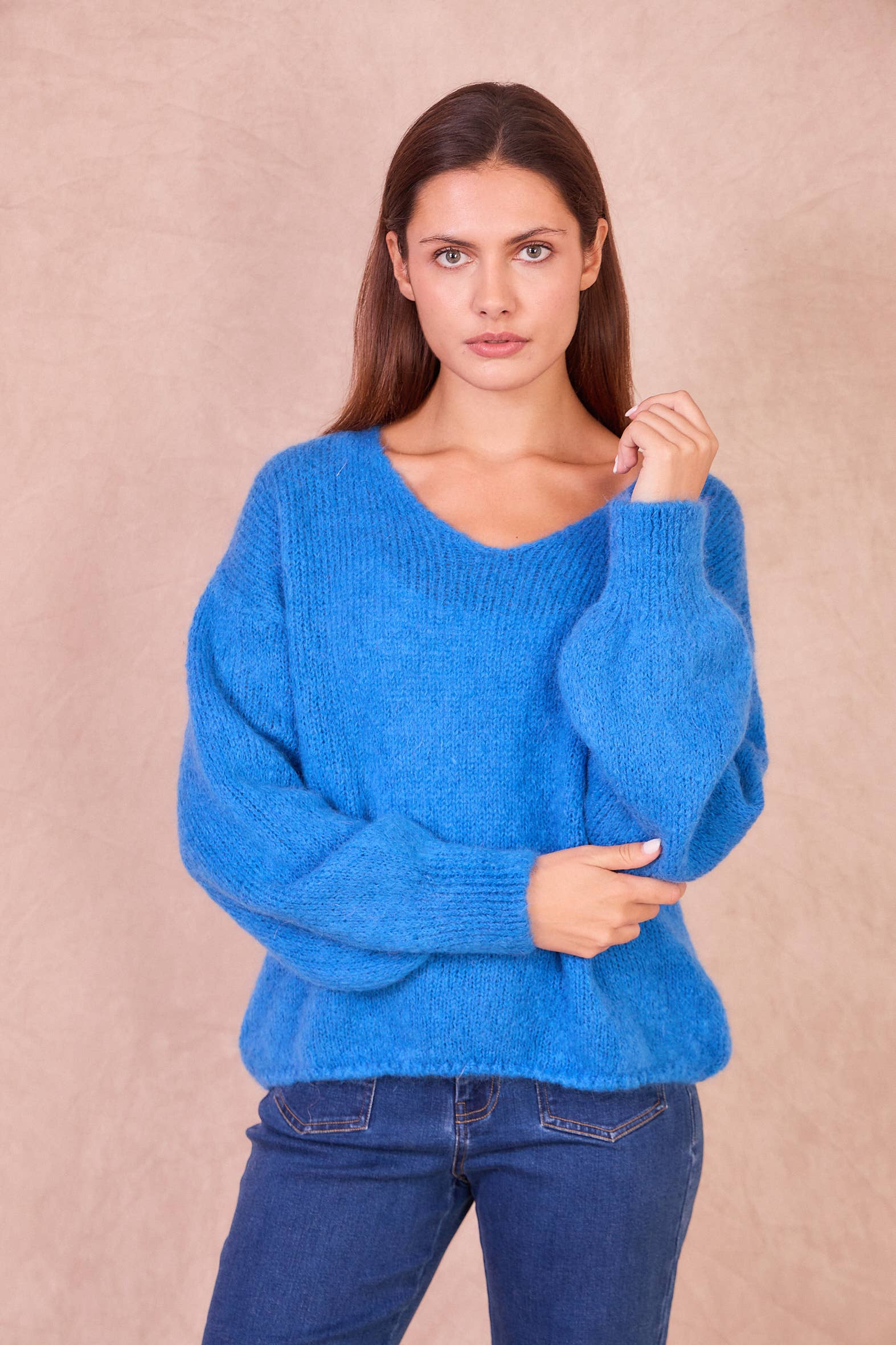 Calie Paris - Wholesale Knit Sweater - Women's - Oversized V-Neck Sweater