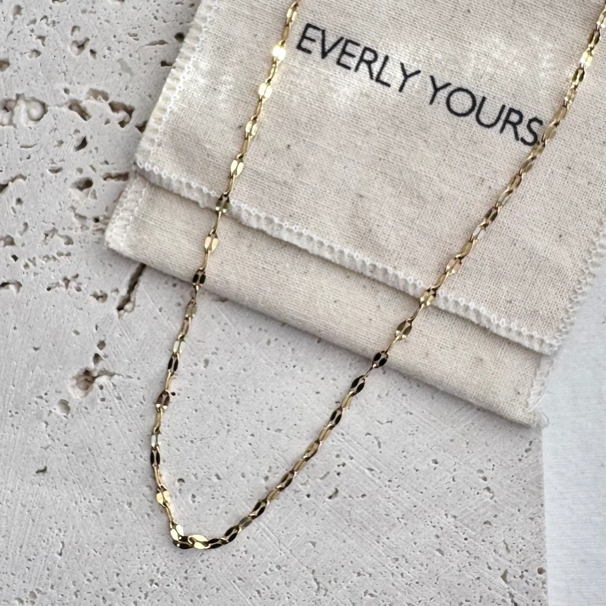 Everly Yours - Wholesale Link & Chain Necklace - 14K Gold Sequin Necklace4
